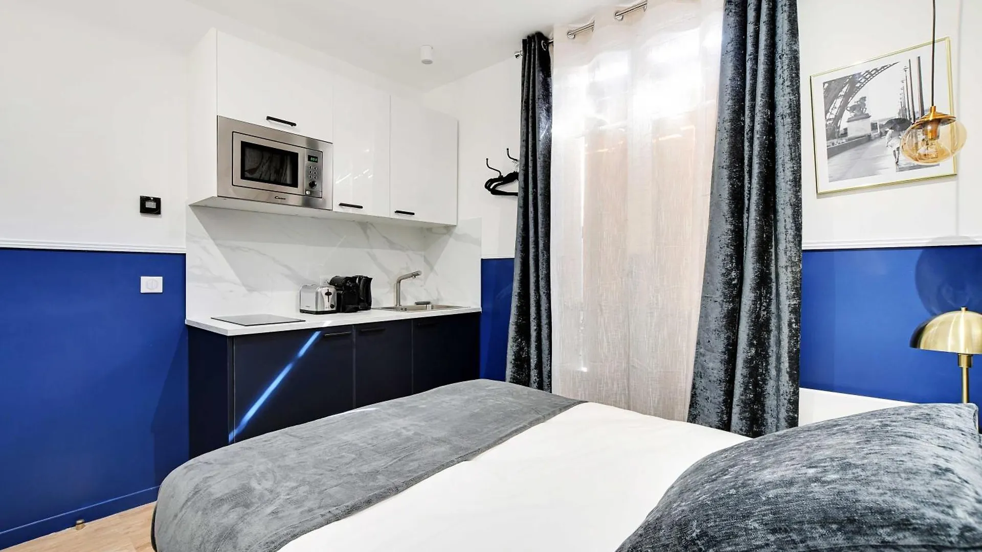 Apartment Charming Studio - 2P With Ac Near Montmartre Paris France